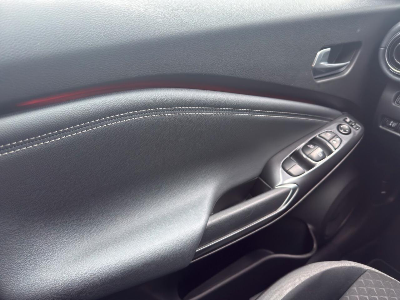 Nissan Juke 1.0 DIG-T 114 CV N-Connecta