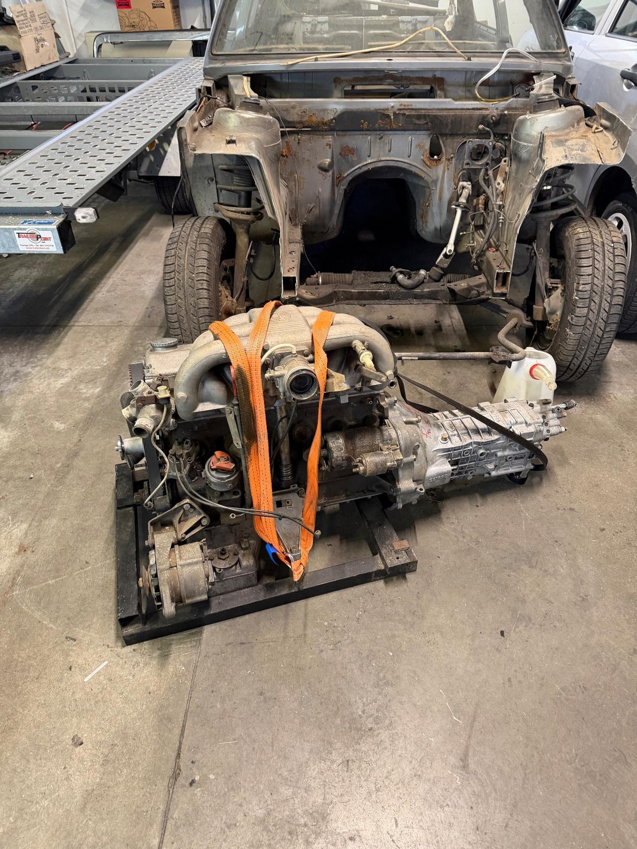 Bmw 318i 1981 ASI anche motore 323i