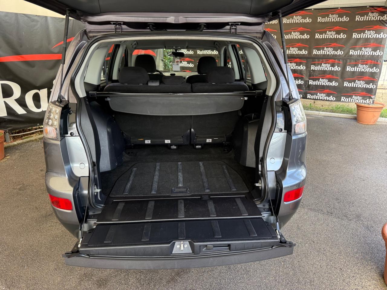 Mitsubishi Outlander 2.0 DI-D Intense DPF