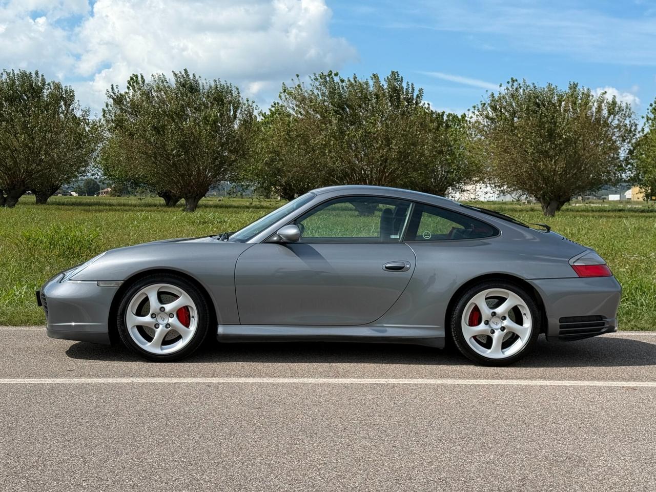 Porsche 911 Carrera 996 4S Coupé "100% FIRST PAINT - BOOK 100%"