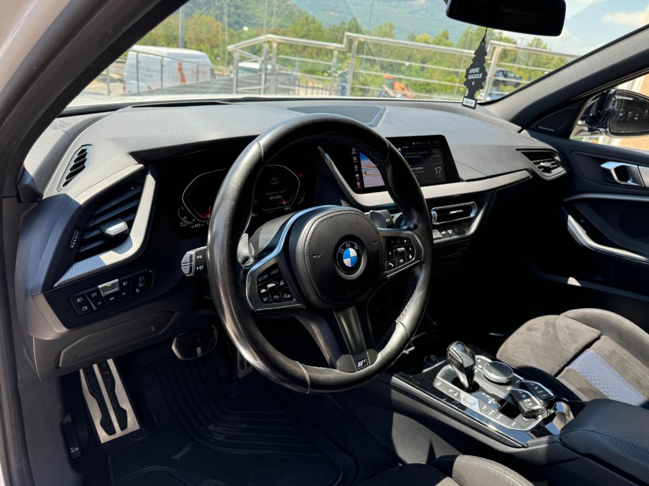 Bmw 118 118d 5p. Msport