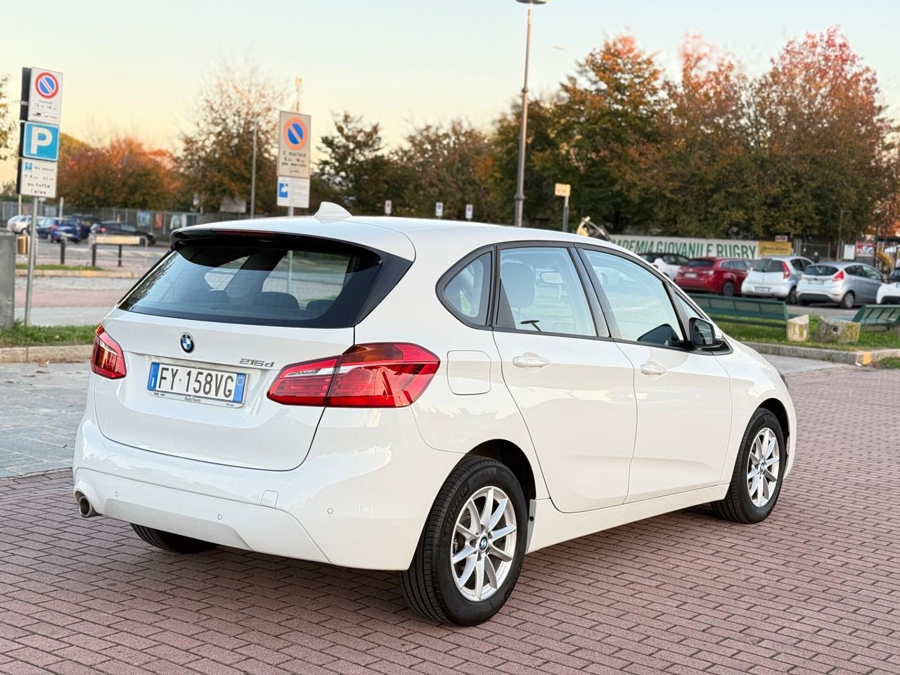 Bmw 216 216d Active Tourer Luxury