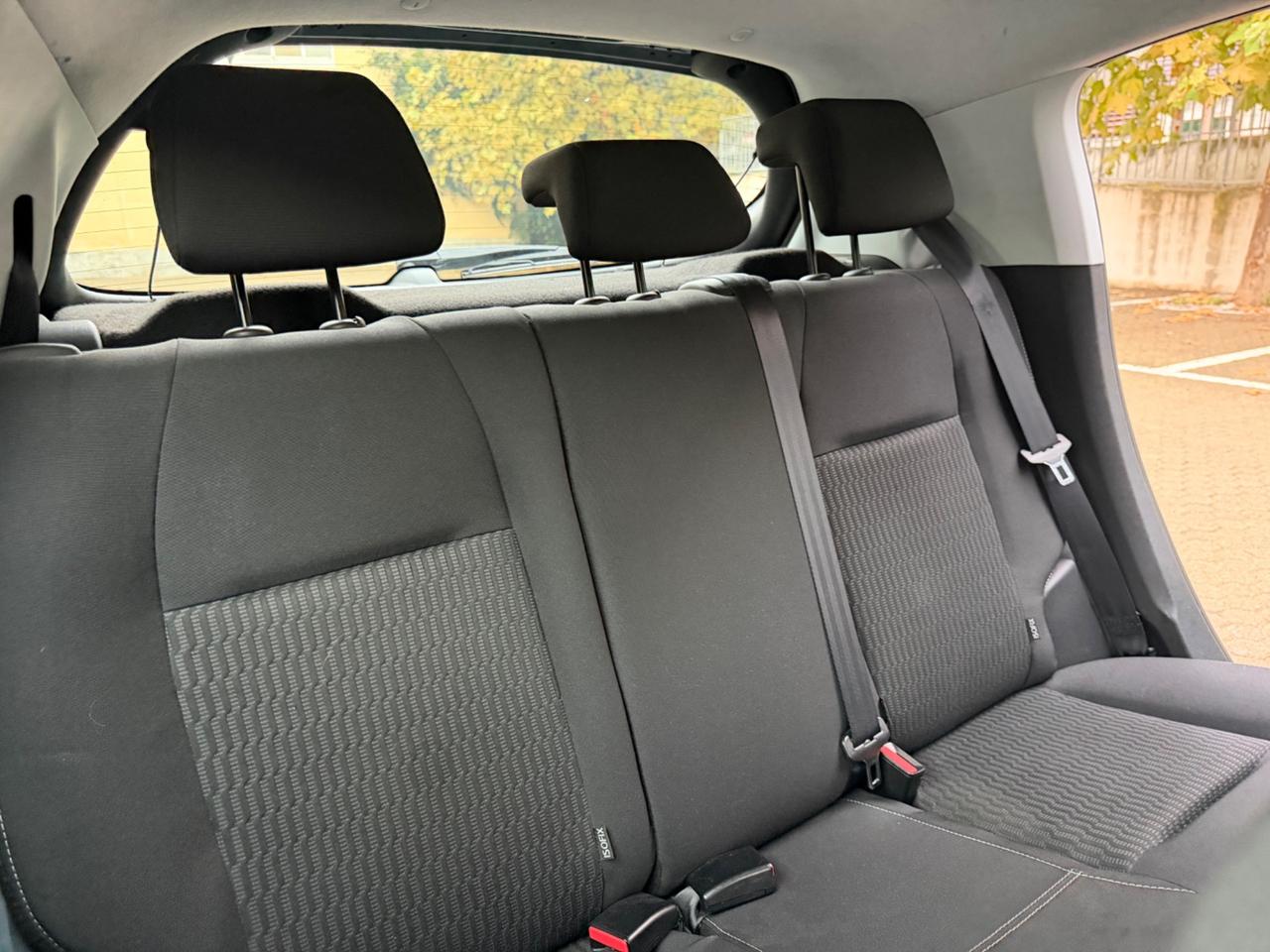Peugeot 208 1.4hdi 75cv Diesel - euro6 - 2016