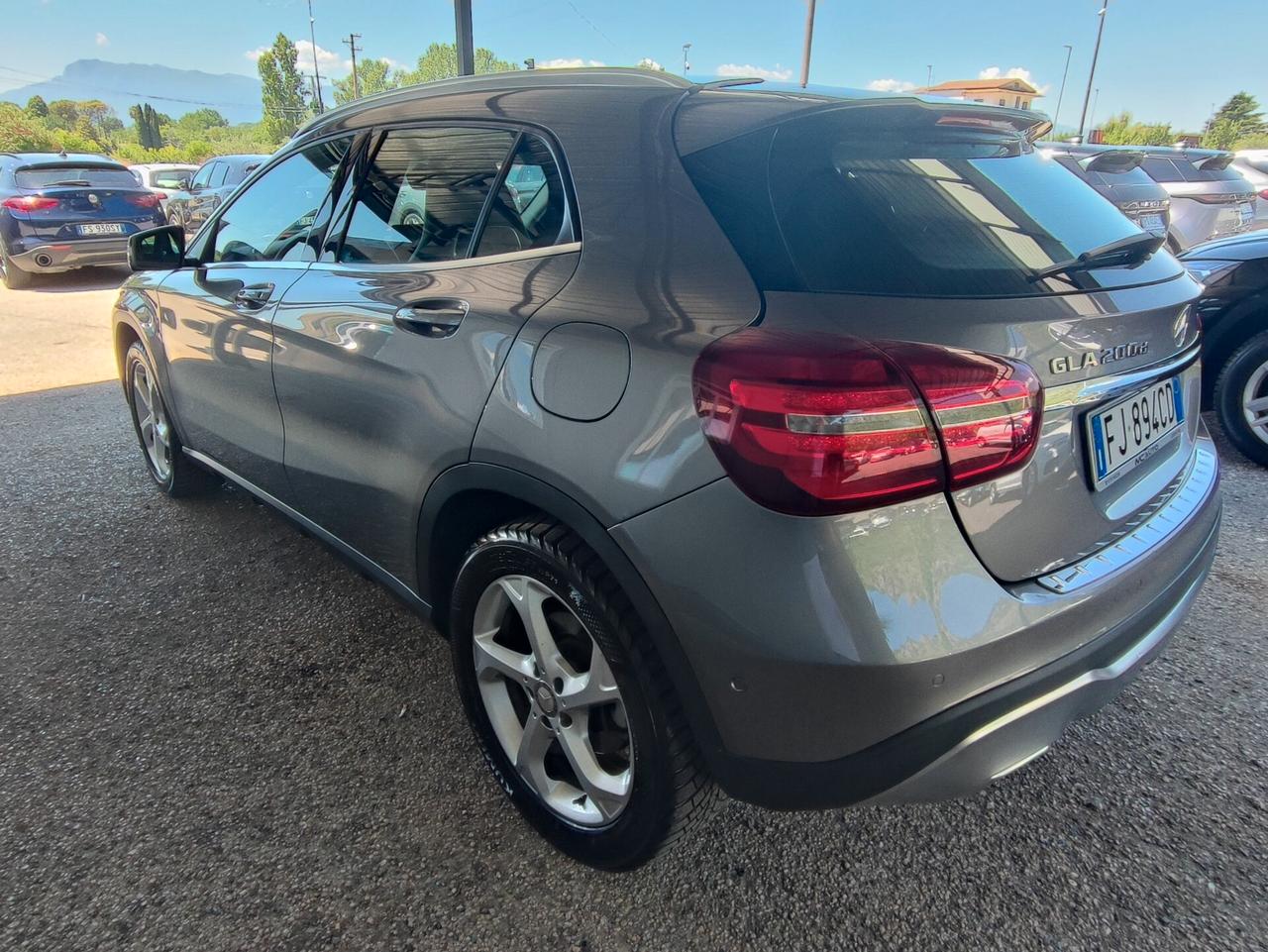Mercedes-benz GLA 200 d Automatic Premium