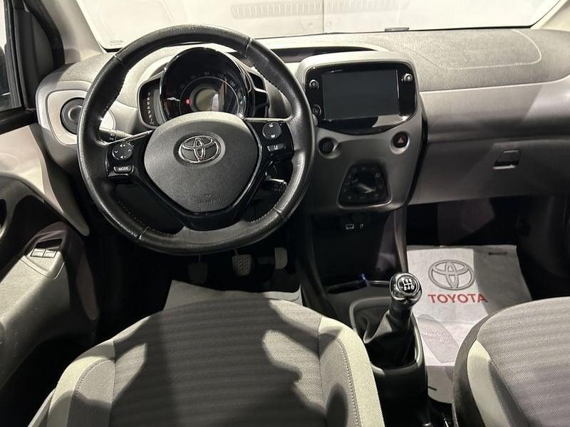 Toyota Aygo Aygo 1.0 VVT-i 72 CV 5 porte x-play + CERCHI IN LEGA