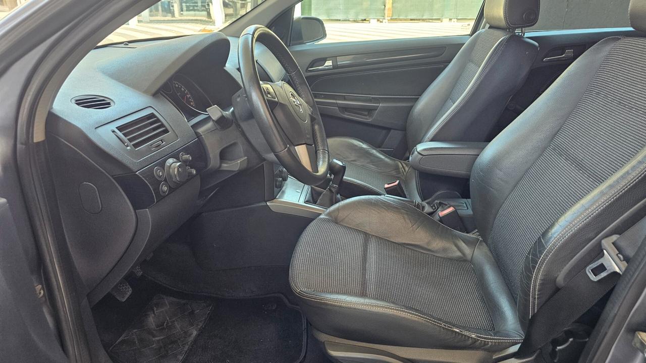 Opel Astra 1.6i 16V cat Station Wagon Sport