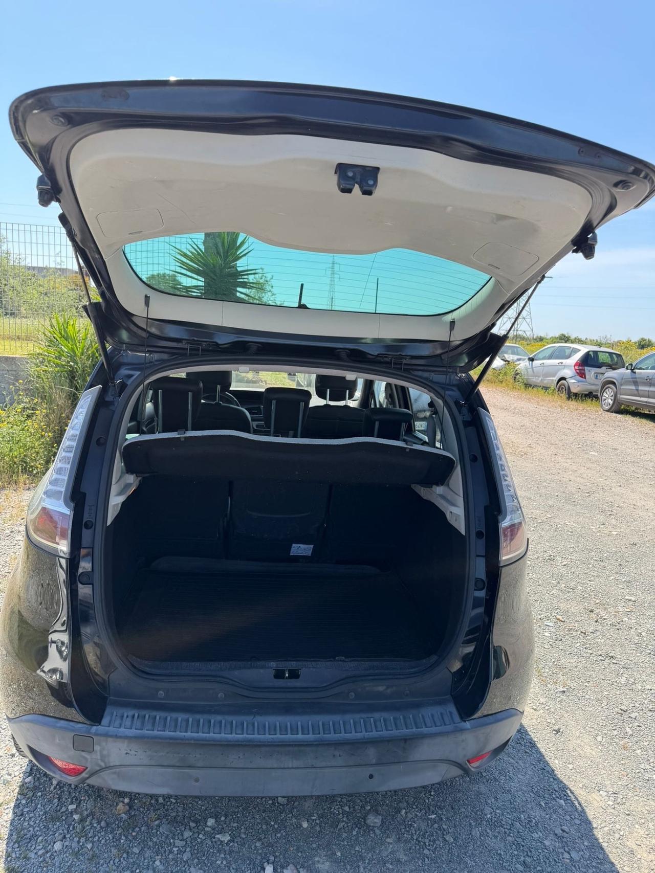 Renault Scénic XMod 1.5 Diesel Bose