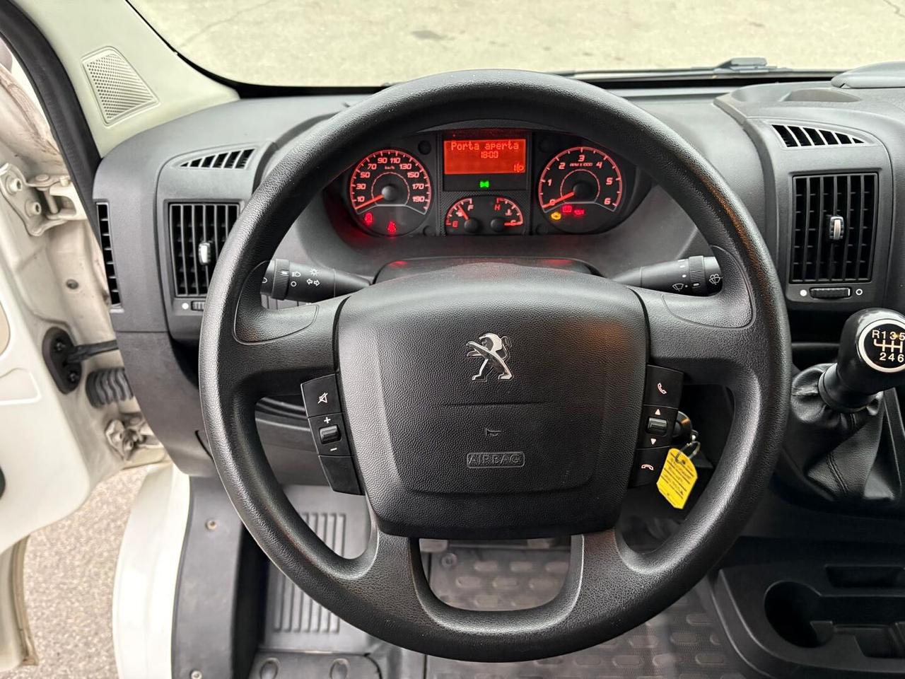 Peugeot Boxer III (II 2011) 335 2.2 bluehdi 140cv S&S L3H2