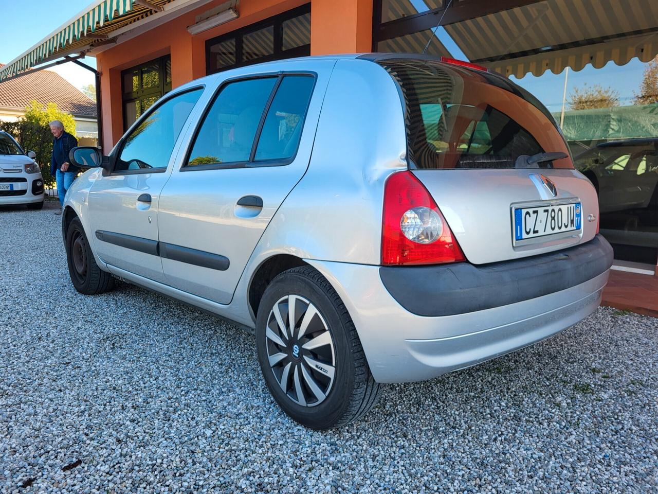 Renault Clio Storia 1.2 5 porte
