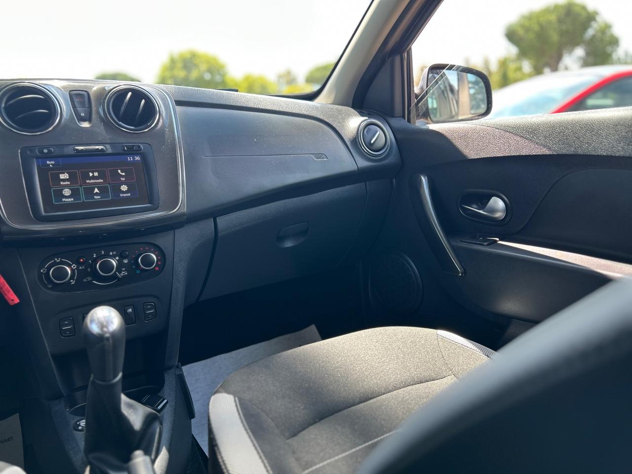 Dacia Sandero Stepway 0.9cc*NAVI*GPL FABBRICA*NEOPATENTATI*
