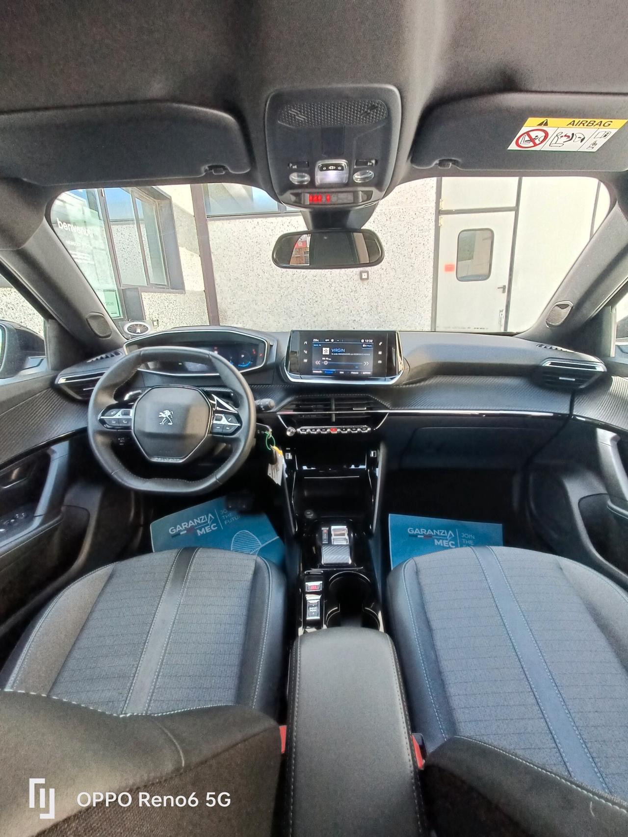 Peugeot 2008 BlueHDi 130 S&S EAT8 Allure