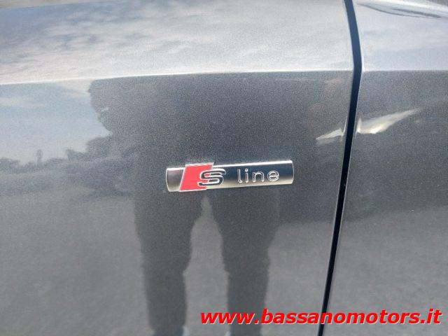 AUDI Q3 SPB 35 TFSI S tronic S line edition Identity Black
