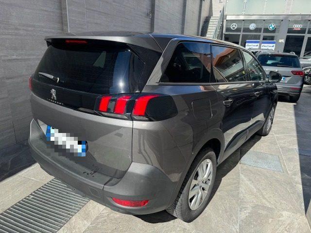 PEUGEOT 5008 BlueHDi 130 S&S Business