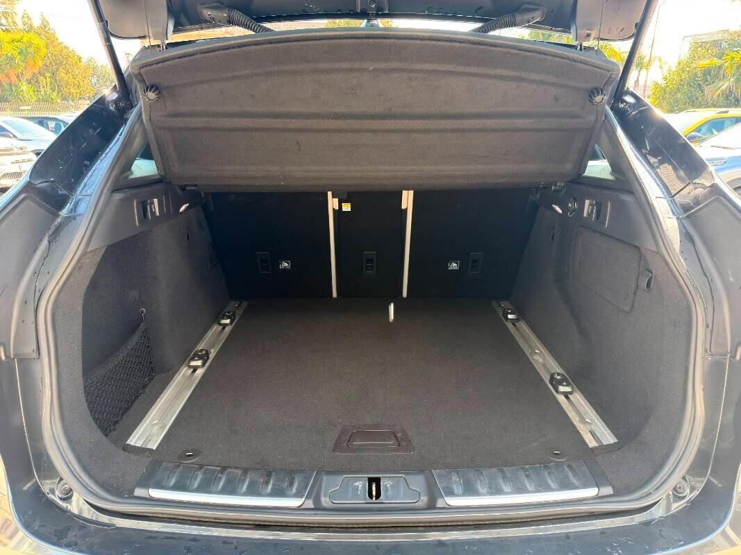 Jaguar F-Pace 2.0 D 240 CV AWD aut. Portfolio