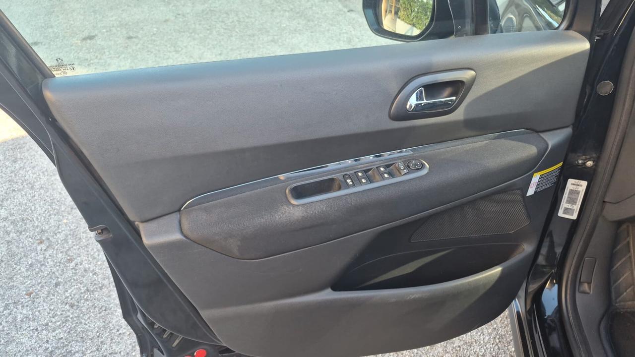 Peugeot 3008 1.6 HDi 110CV Business
