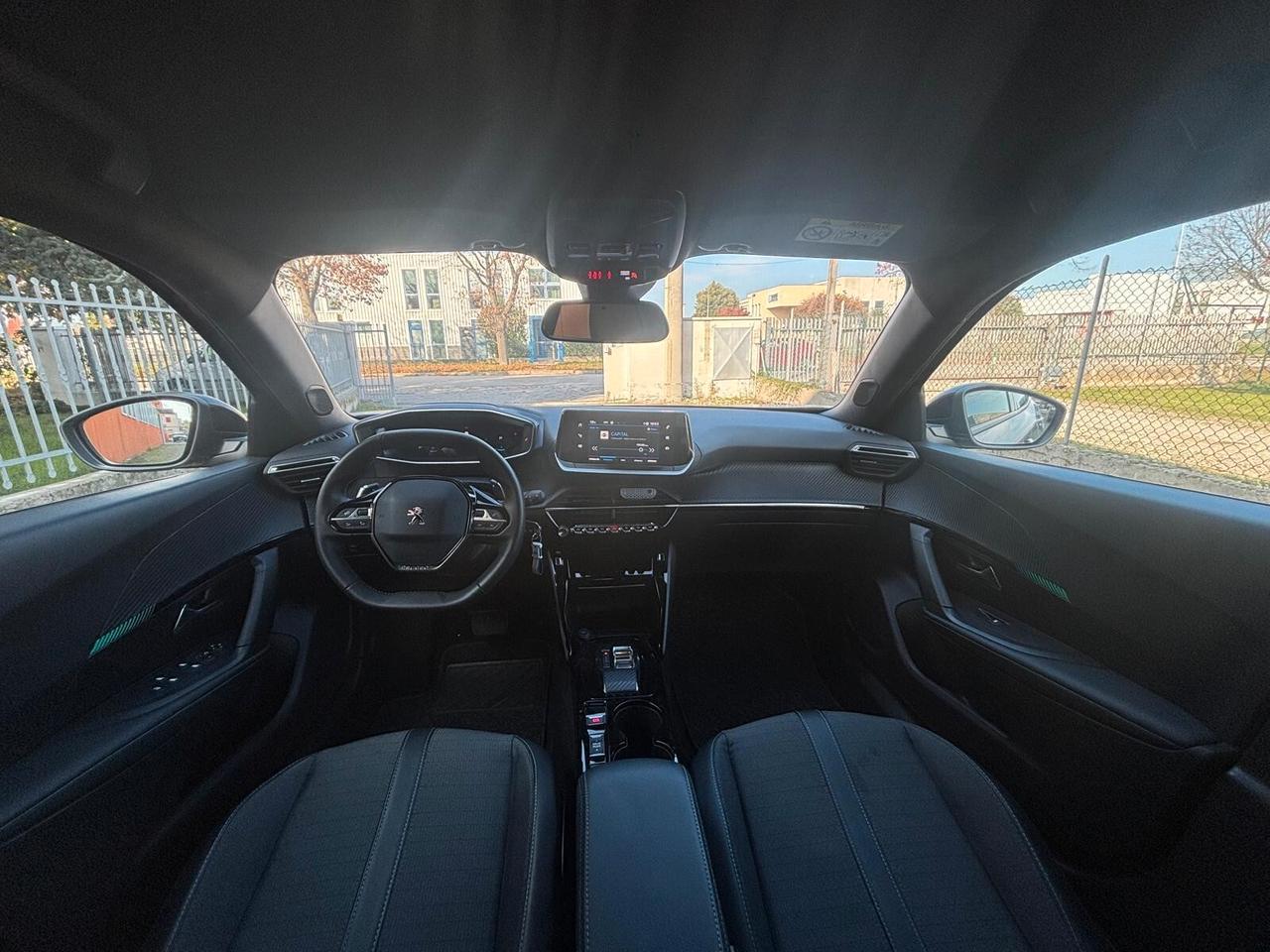 Peugeot 2008 Allure 2023 automatica