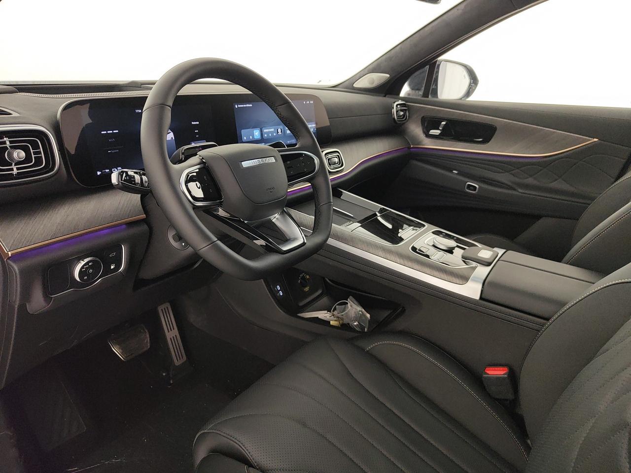 JAECOO JAECOO 8 SHS-P PHEV 1.5TGDI - Trazione AWD DHT3 Exclusive AWD - Interni Nero
