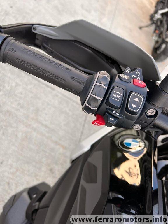 Bmw R 1300 GS triple black a 219 euro al mese senza anticipo