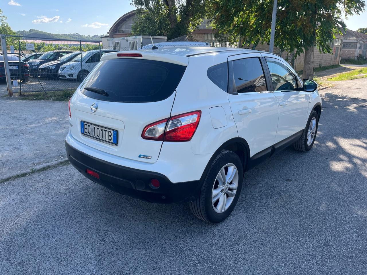 Nissan Qashqai 1.5 dCi DPF Acenta 2010 202.000 KM
