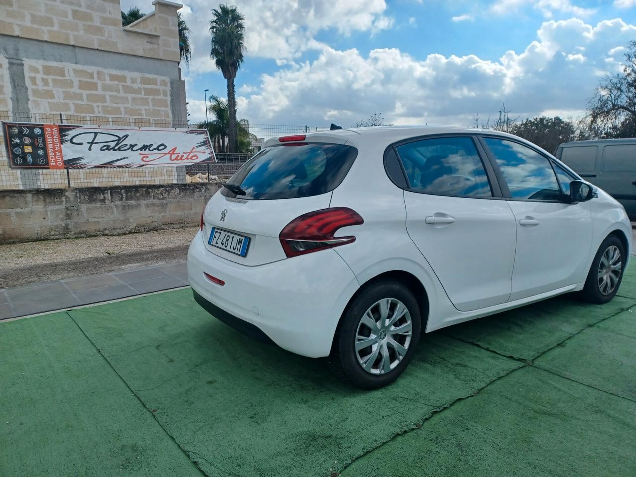 Peugeot 208 BlueHDi 75 5 porte Active