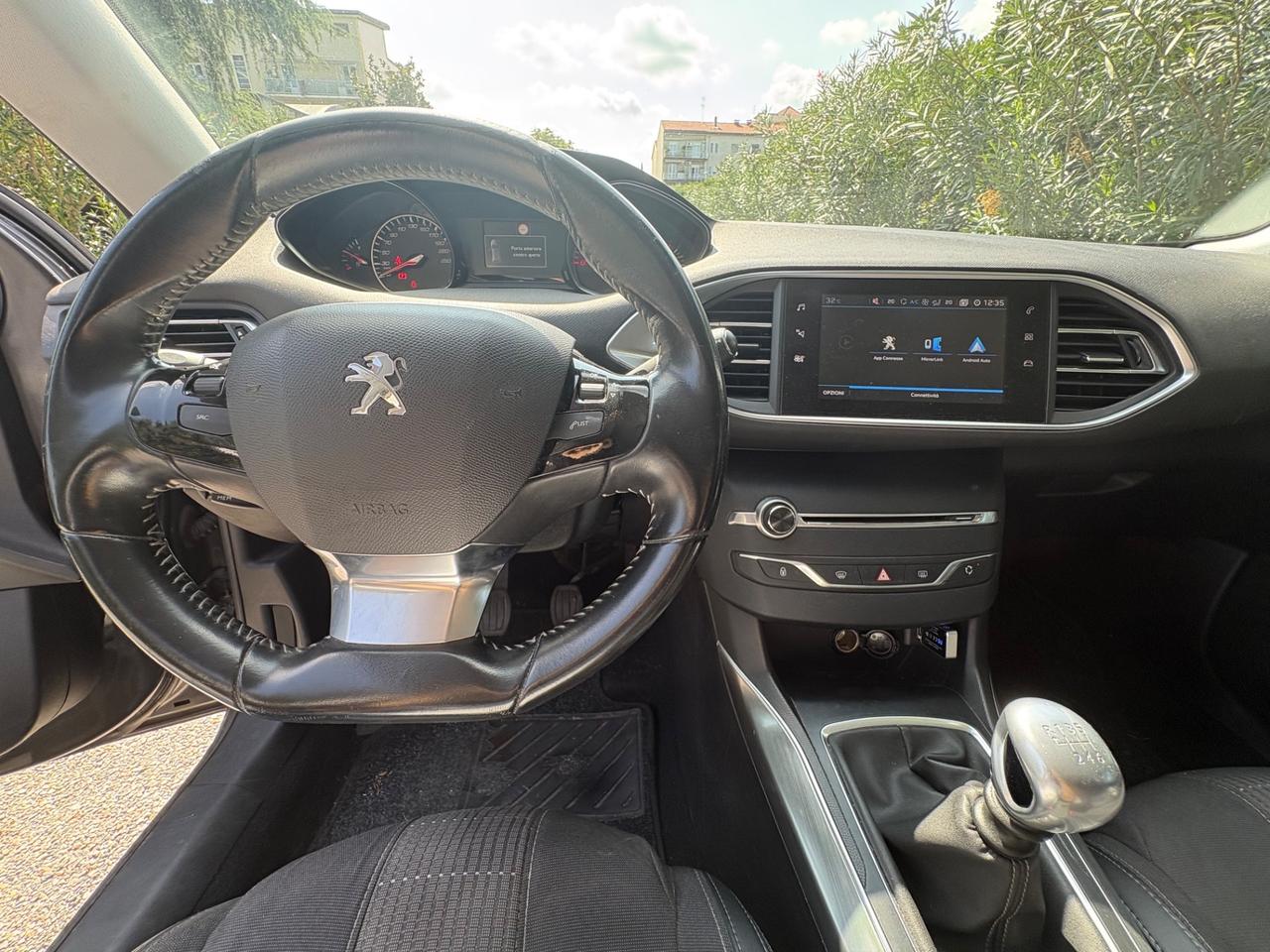 Peugeot 308 BlueHDi 130 S&S Allure