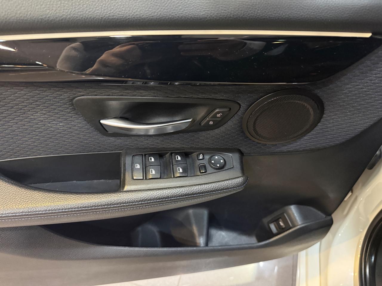 Bmw 2er Active Tourer 218d Msport