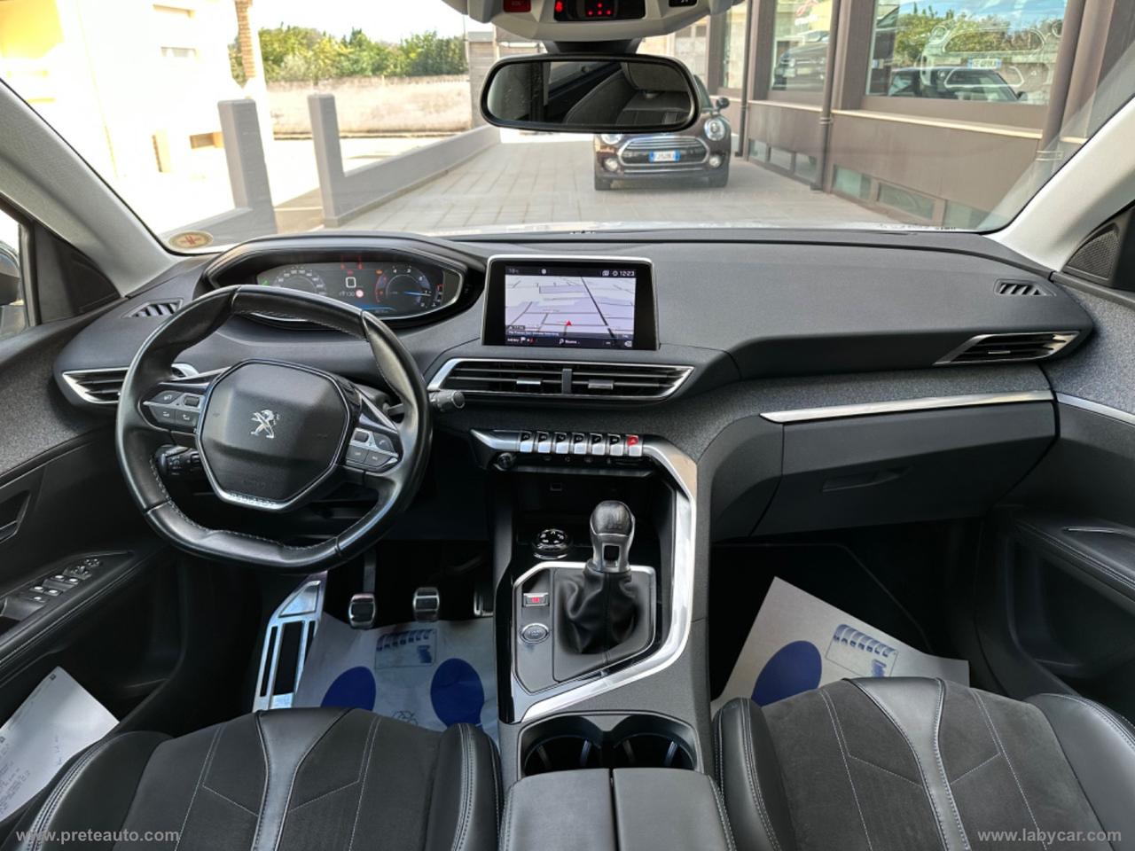 PEUGEOT 5008 BlueHDi 130 S&S Crossway