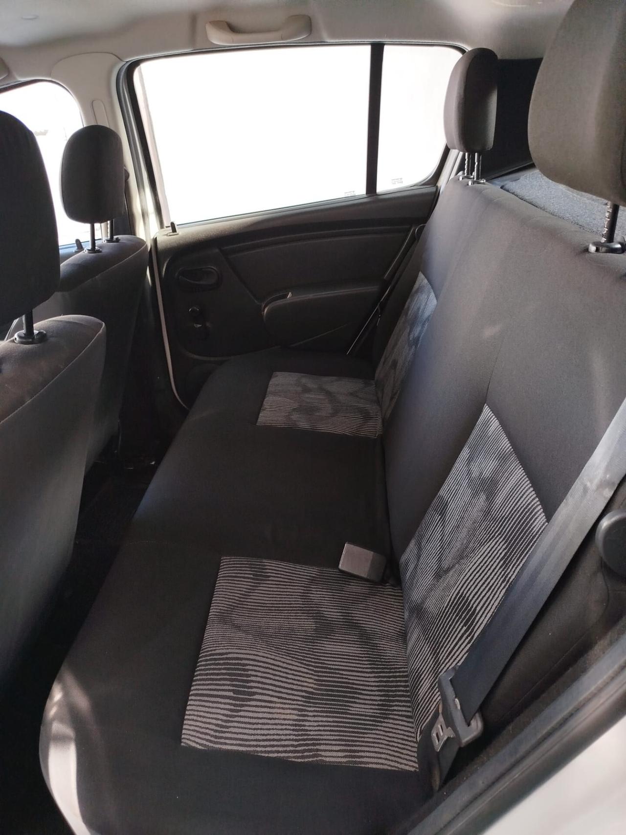 Dacia Sandero 1.4 benzina 75 CV CON GARANZIA