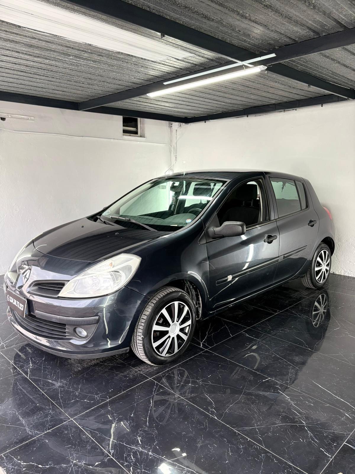 Renault Clio 1.2 confort
