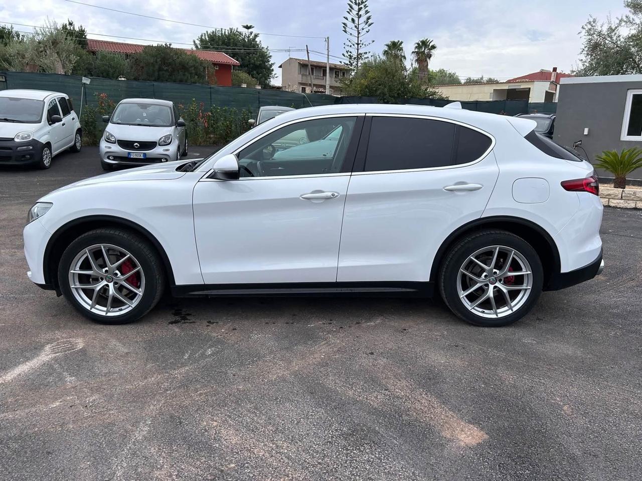 Alfa Romeo Stelvio 2.2 Turbodiesel 210 CV AT8 Q4 Executive