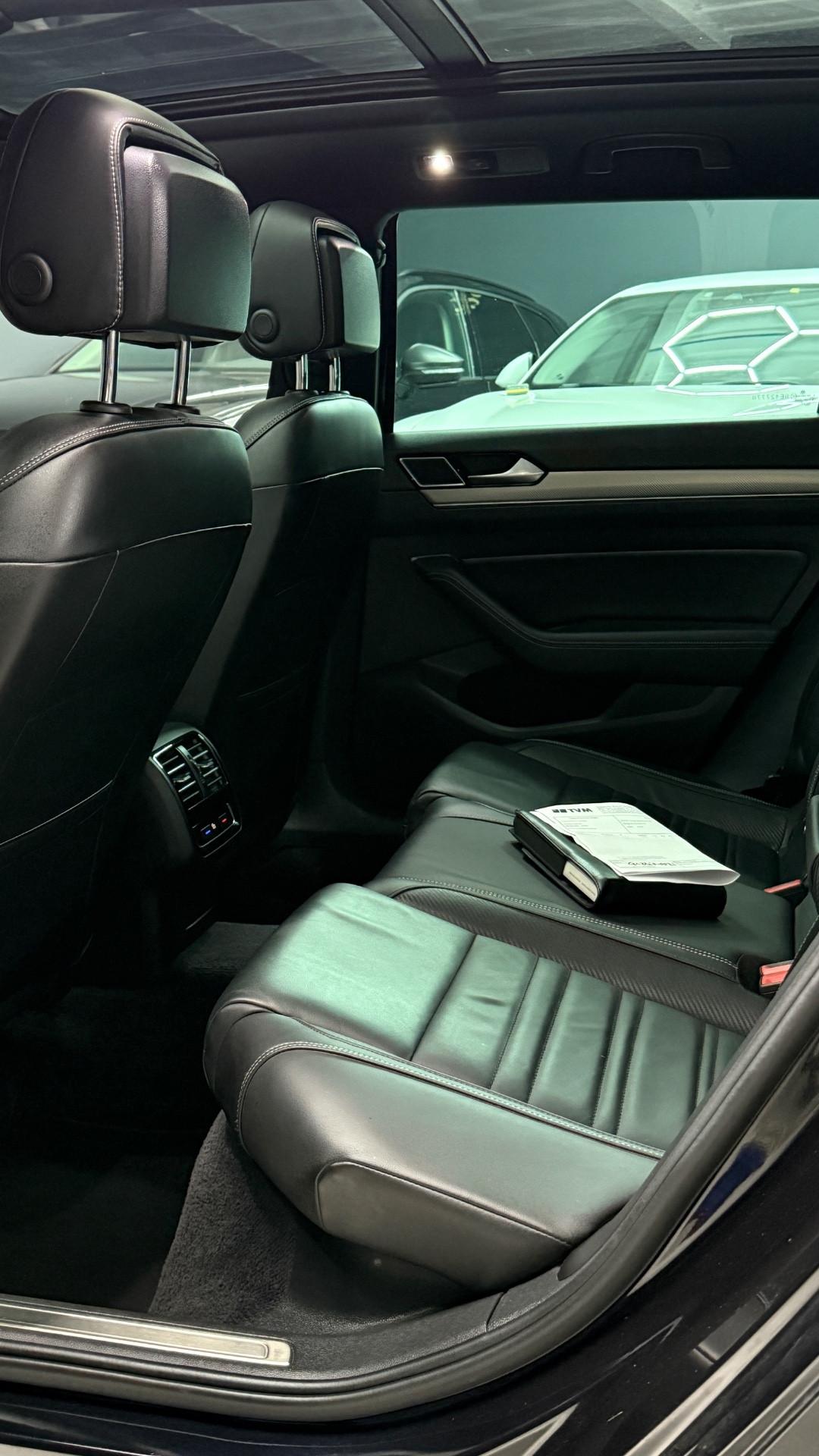 Volkswagen Passat R-LINE 2.0 BiTDI 240CV 4MOTION DSG Executive BMT