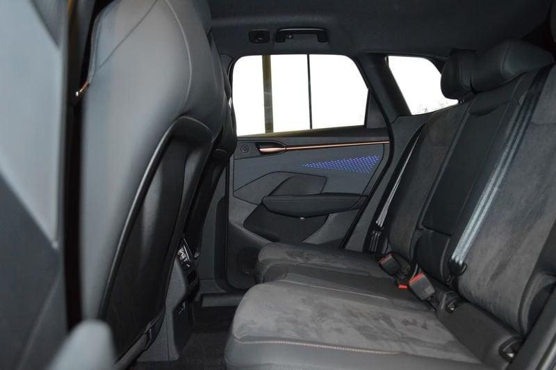 Cupra Terramar Terramar 1.5 eTSI Hybrid DSG EDGE CAMERA 360° MATRIX LED