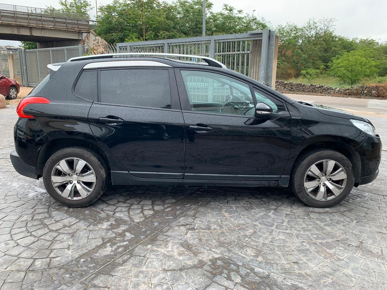 Peugeot 2008 1.2 VTi 82CV Active