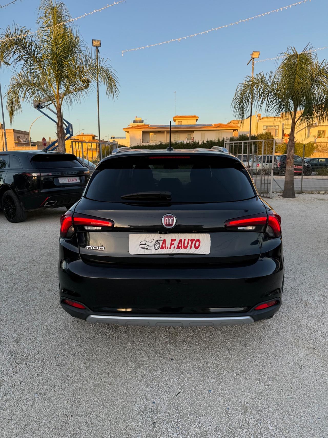 Fiat Tipo 1.6 Mjt S&S 5 porte Cross