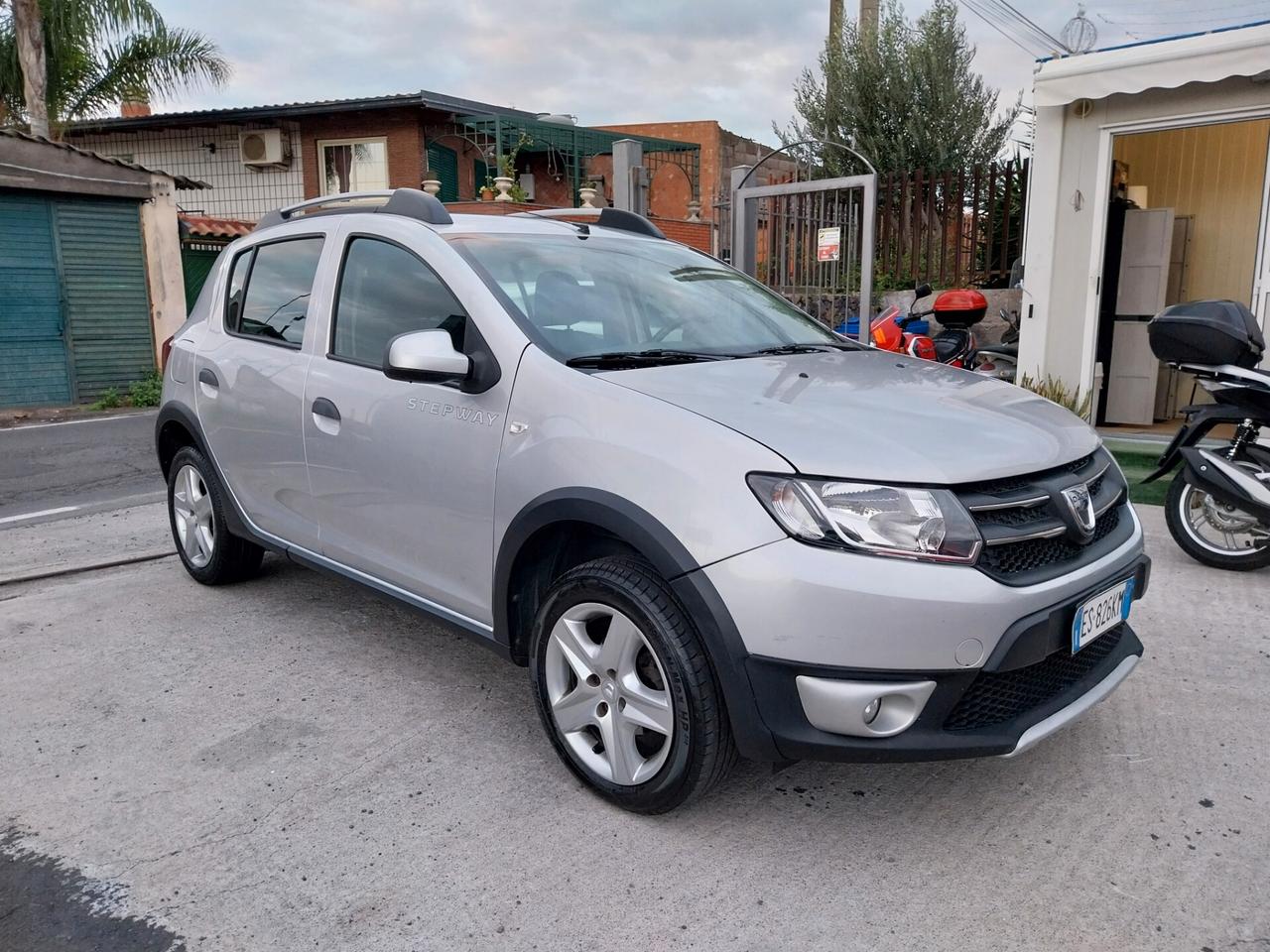 DACIA SANDERO STEPWAY 1.5 DIESEL UNICOPROPRIETARIO