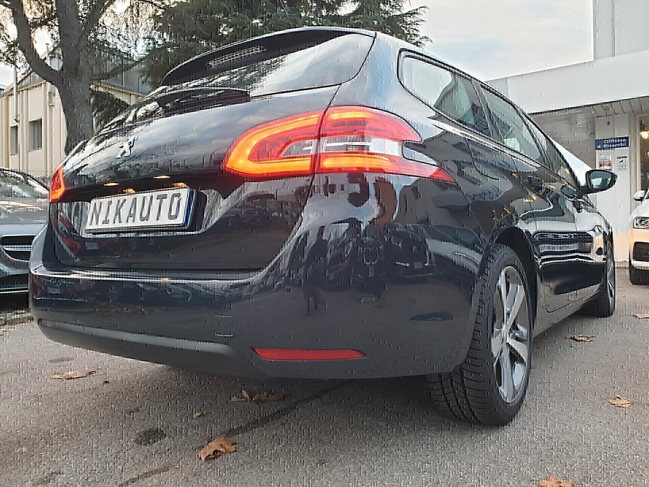 Peugeot 308 BlueHDi 130 SW Allure