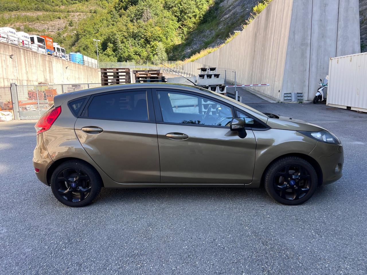 Ford Fiesta 1.4 TDCi 70CV 5 porte Titanium