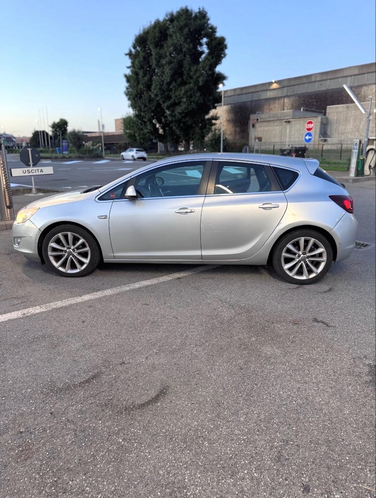 Opel Astra 1.4 Turbo 140CV Sports Tourer aut. Cosmo