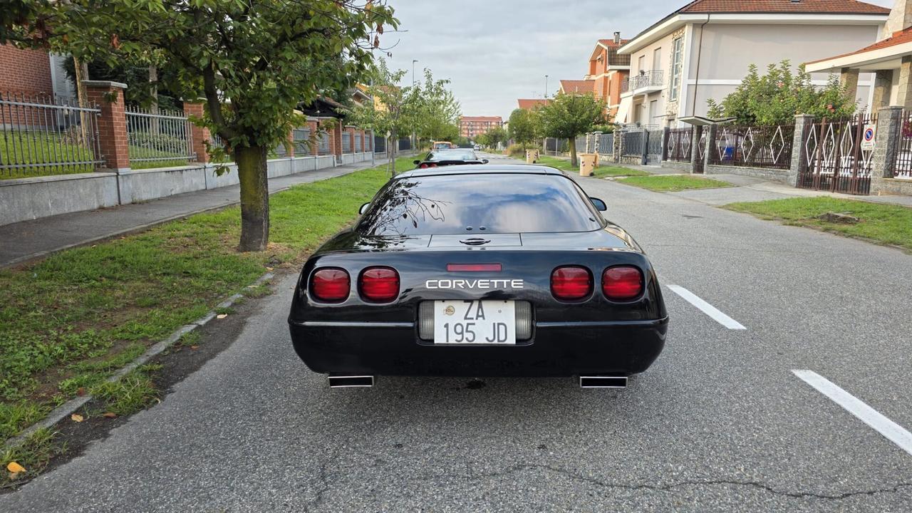 Chevrolet Corvette LT1