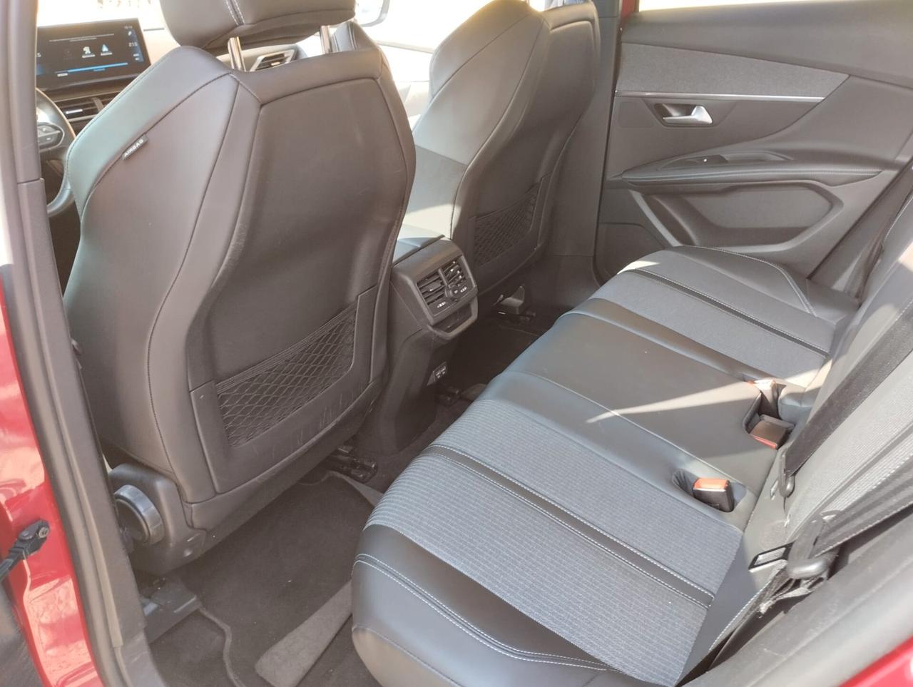 Peugeot 3008 BlueHDi 130 S&S EAT8 Allure Pack