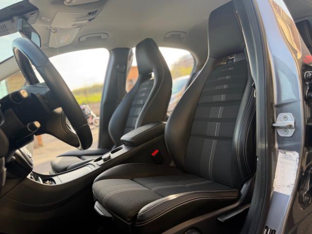 MERCEDES-BENZ GLA 180 d Automatic Sport