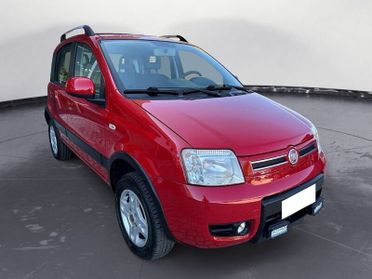 FIAT Panda 1.3 mjt 16v Climbing 4x4 75cv 1.3 mtj 4x4 75 cv Climbing gancio t