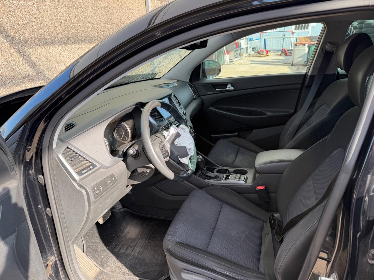 HYUNDAI TUCSON 2018 1.7 CRDi AUTOMATICO INCIDENTATO