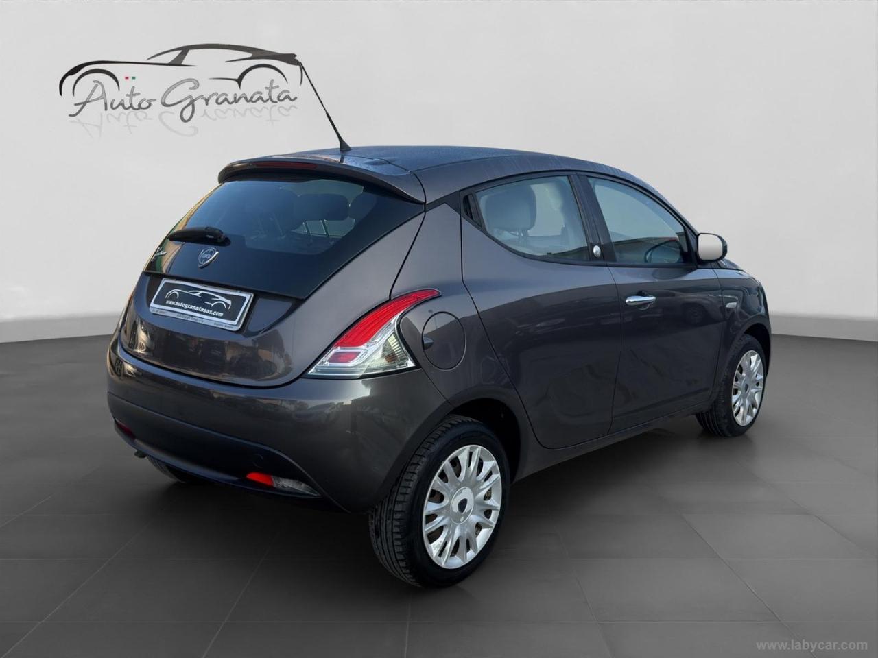LANCIA Ypsilon 1.2 69 CV 5p. GPL Ecochic Gold