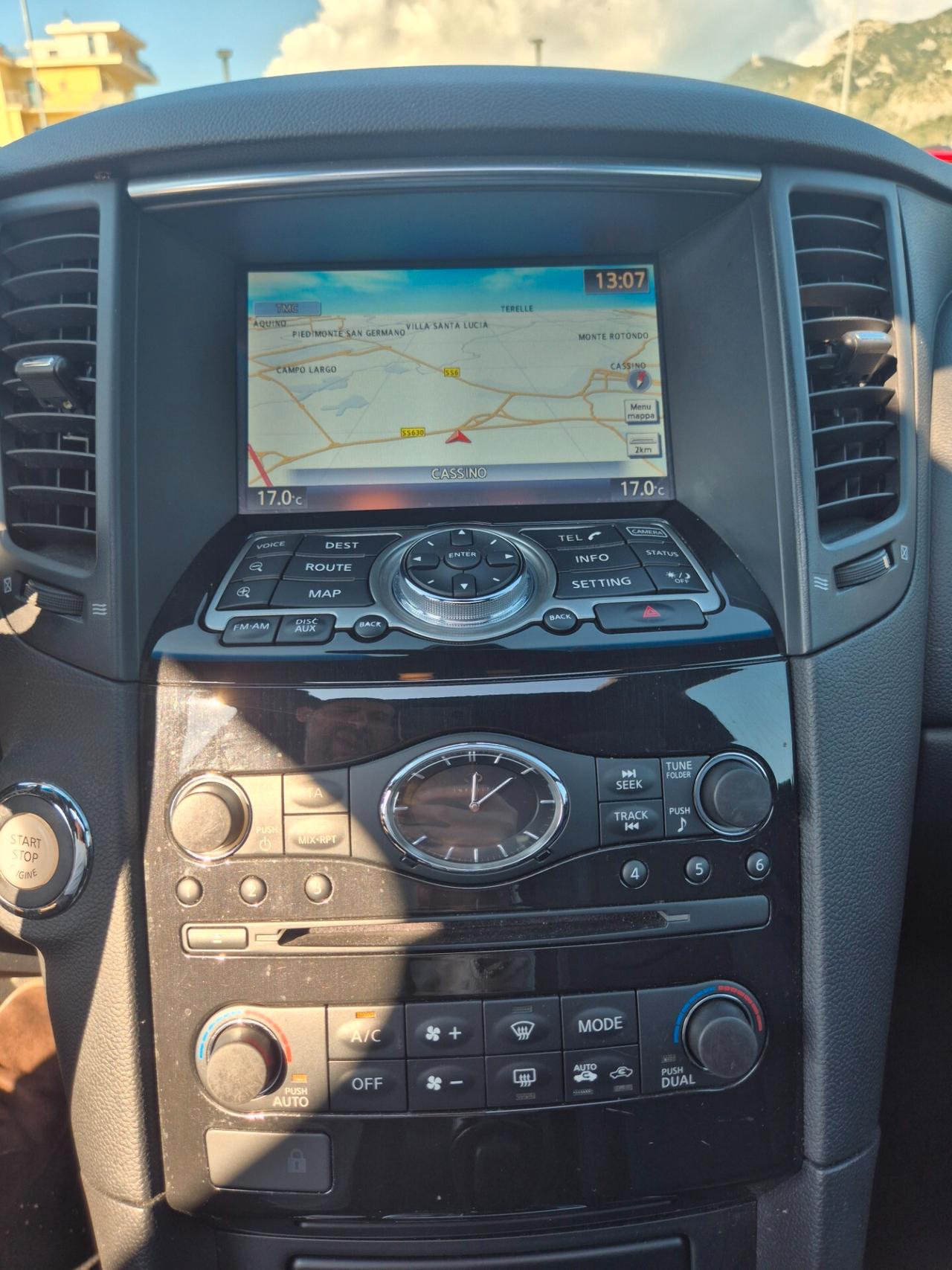 Infiniti QX70 3.0 diesel V6 AT S Premium