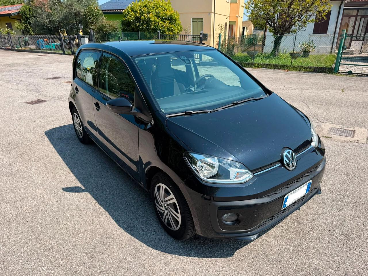 Volkswagen up! 1.0 5p. move