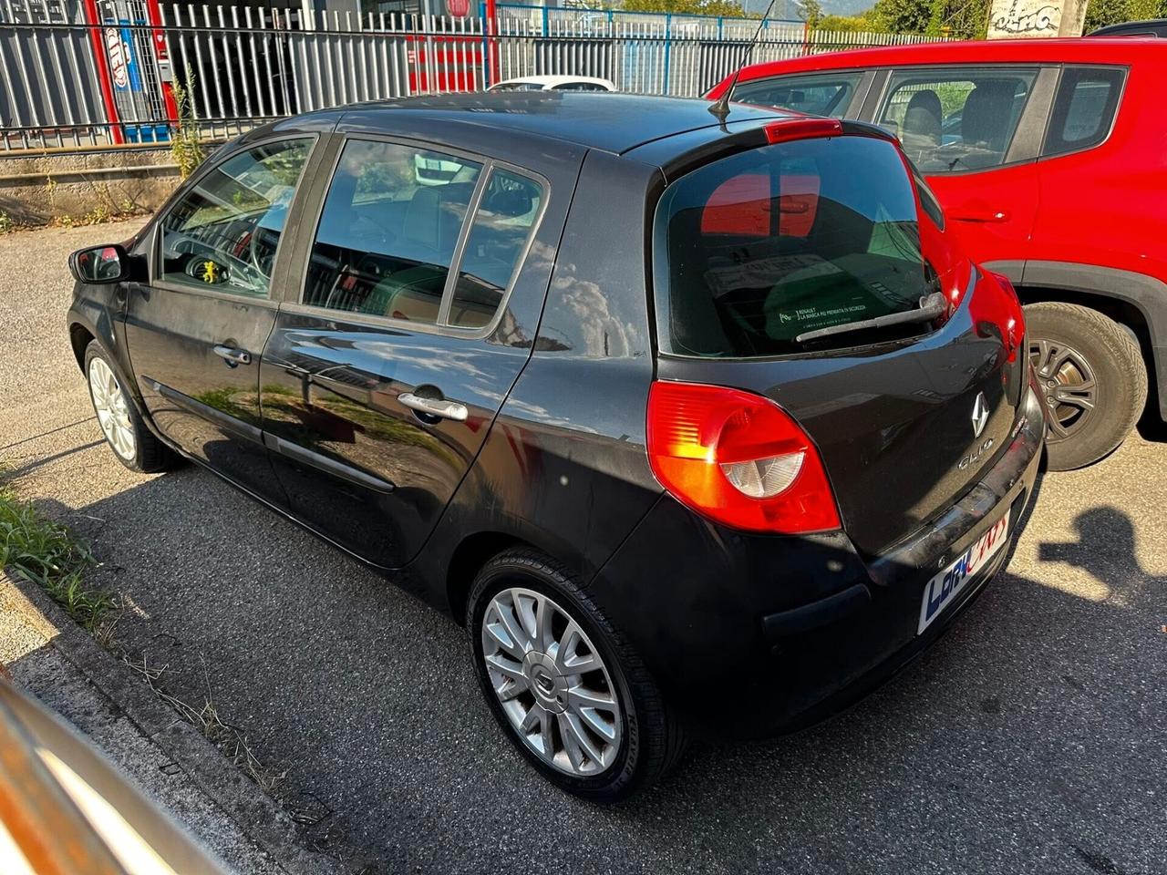 Renault Clio 1.2 16V 5 porte Dynamique NEOPATENTATI