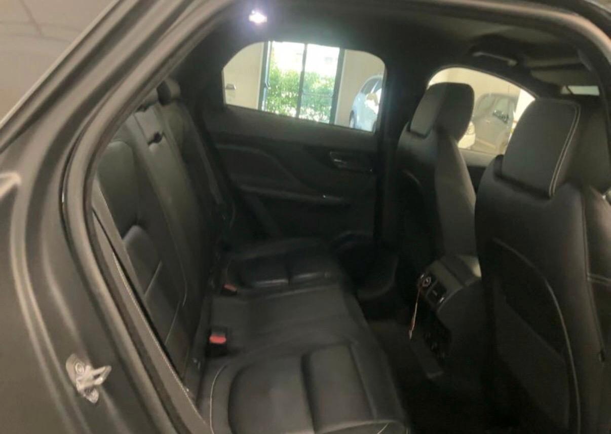 Jaguar F-Pace 2.0 D AWD R-Sport