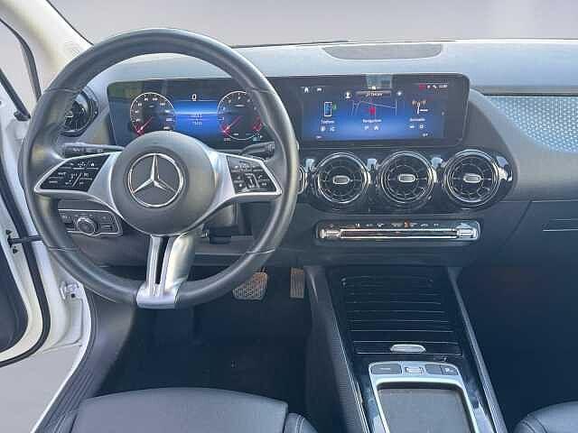 Mercedes-Benz B 180 B 180 Automatic Progressive Advanced