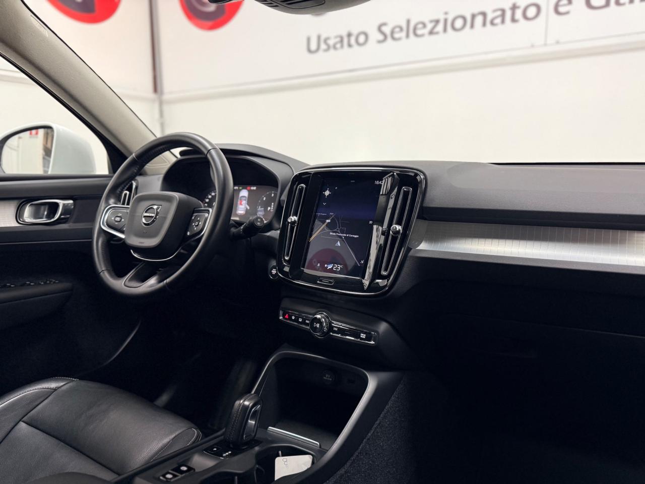 Volvo XC40 D4 2.0 190 CV AWD Geartronic Momentum 03/2018 EURO 6B